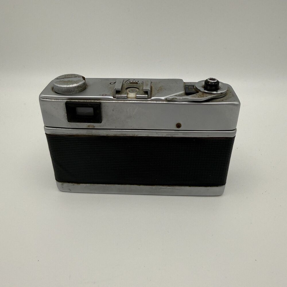 Huqiu 351 Vintage 35mm Film Camera | Retro Chinese Rangefinder Style - Picture 5 of 7